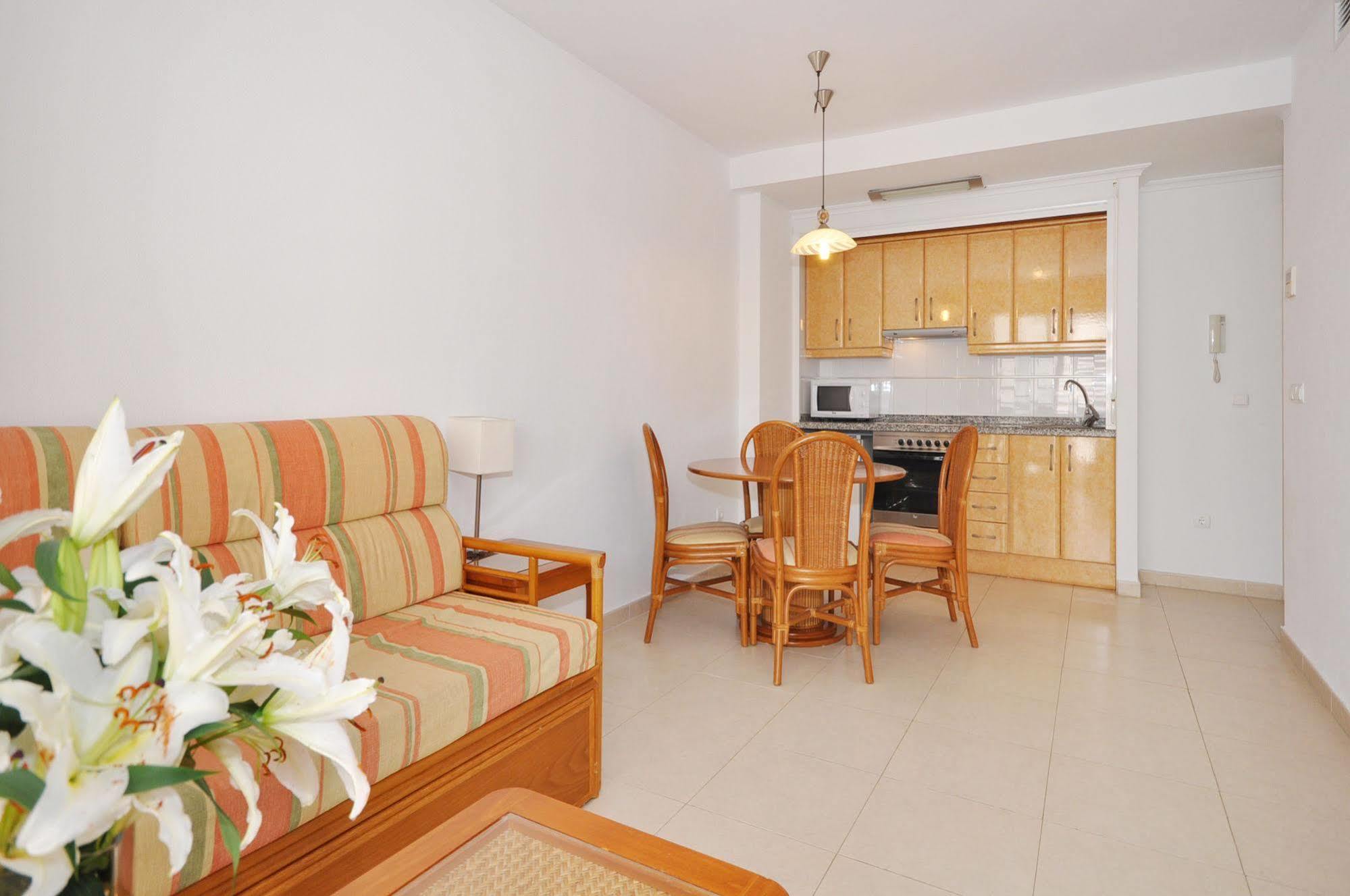 Apartamentos Ambar Beach Unitursa Calpe Eksteriør bilde